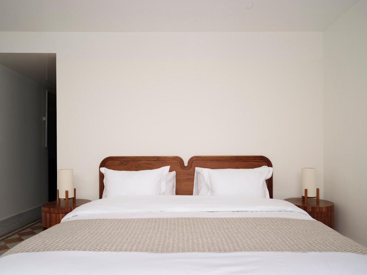 Hotel Dama เม็กซิโกซิตี้ ภายนอก รูปภาพ